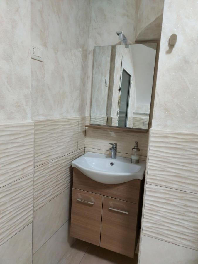 Nel Cuore Di Genova Bagno Privato ภายนอก รูปภาพ